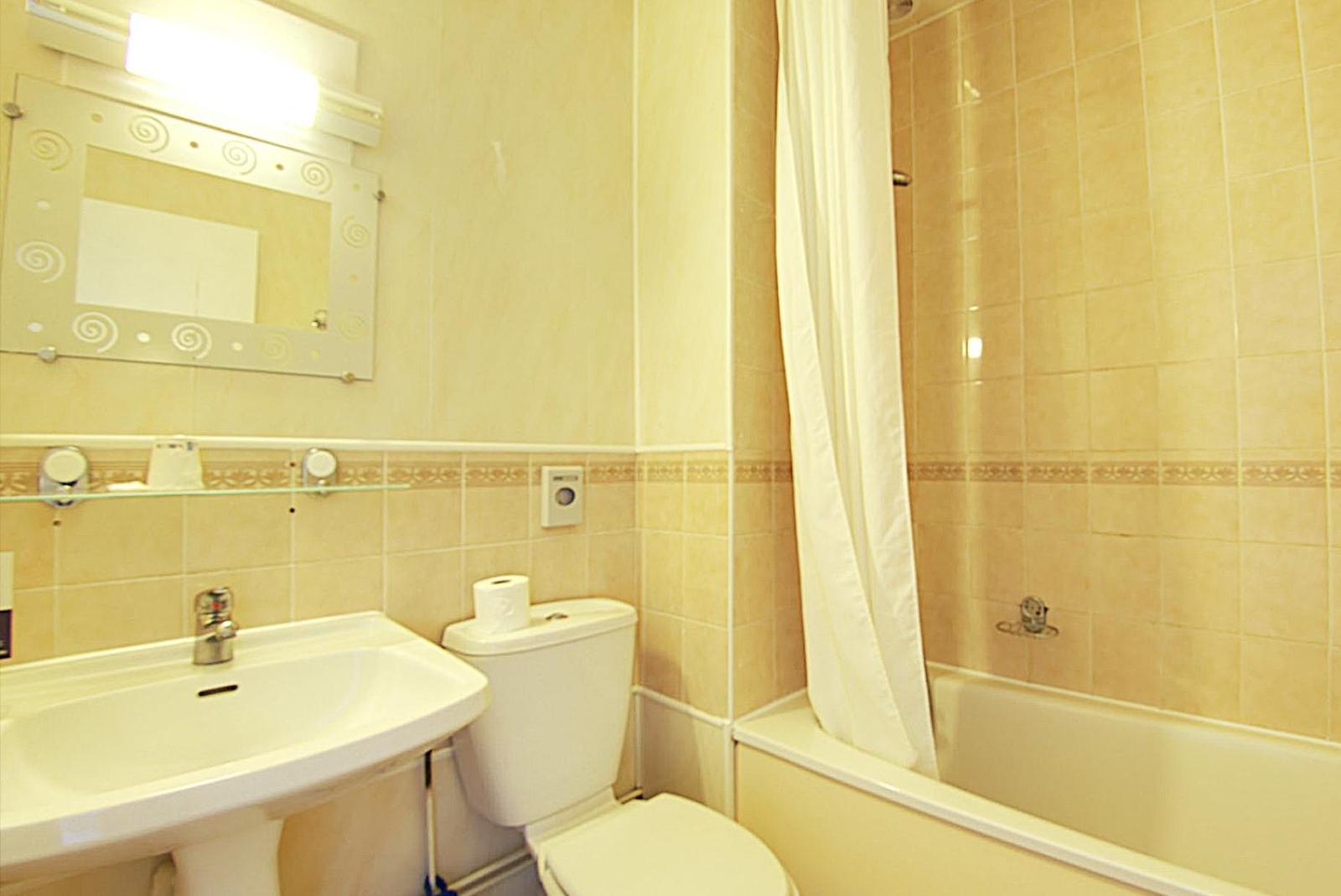 Chateau Baffy 2*